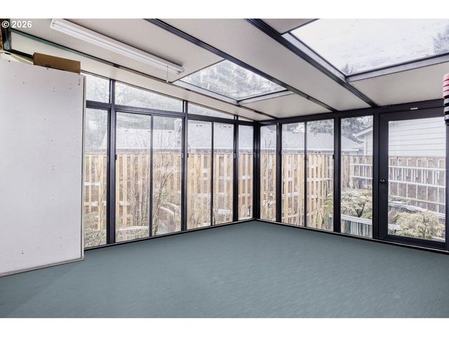 3702 Se MEIER Ct, Hillsboro, OR 97123