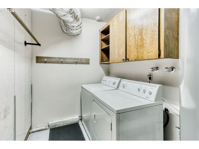 3702 Se MEIER Ct, Hillsboro, OR 97123