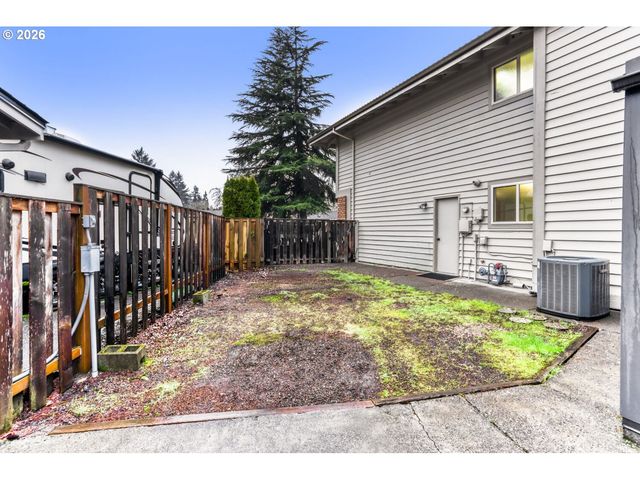 3702 Se MEIER Ct, Hillsboro, OR 97123