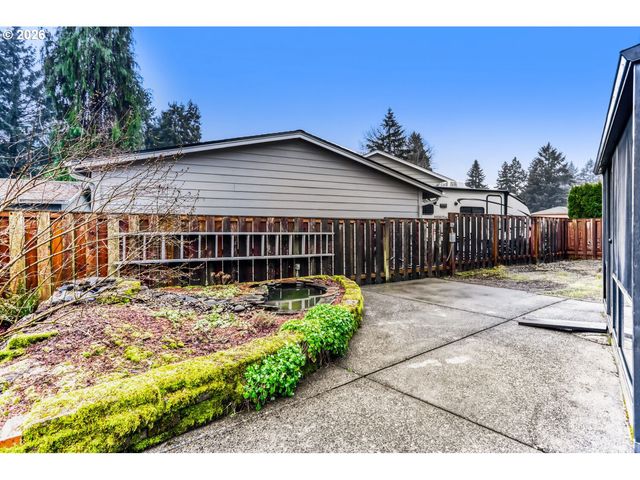 3702 Se MEIER Ct, Hillsboro, OR 97123