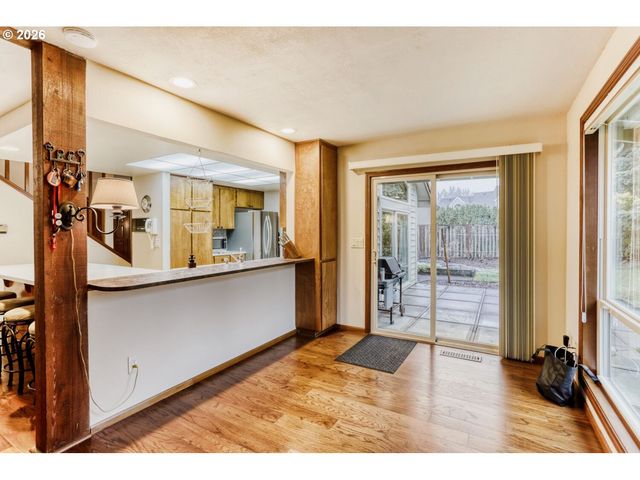 3702 Se MEIER Ct, Hillsboro, OR 97123