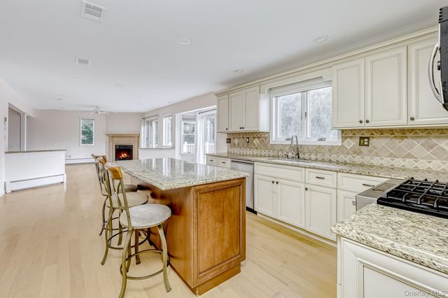 19 Lowell Drive, New City, NY 10956