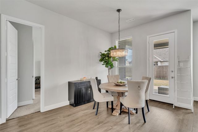 1404 Arrowwood Drive, Aubrey, TX 76227