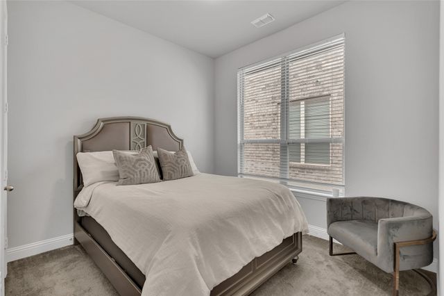 1404 Arrowwood Drive, Aubrey, TX 76227