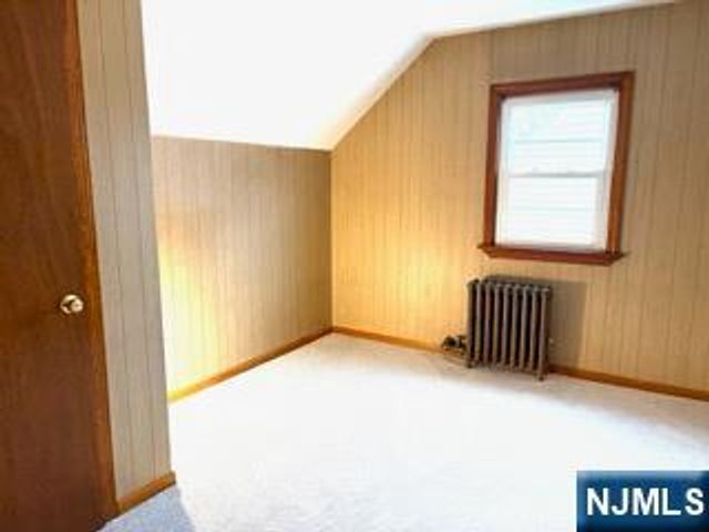 734 Louise Court, Lyndhurst, NJ 07071
