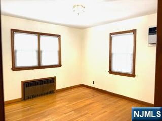 734 Louise Court, Lyndhurst, NJ 07071