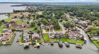 243 Clear Water Street E, Montgomery, TX 77356