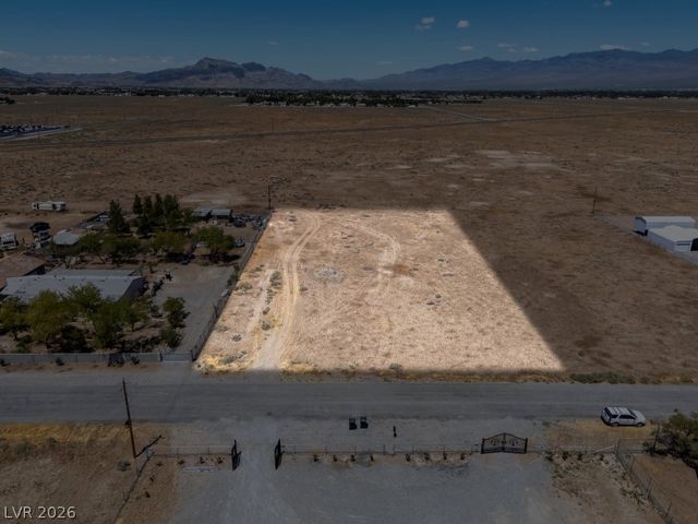 2360 Stella Street, Pahrump, NV 89048