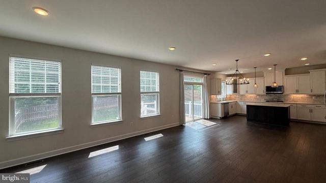 352 PEAR BLOSSOM RD, Stafford, VA 22554