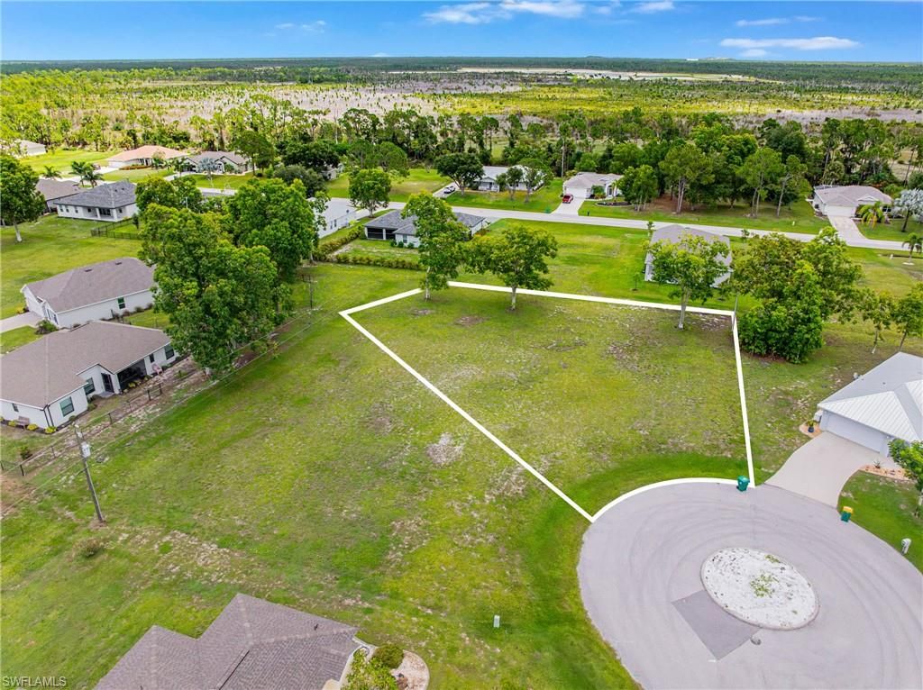 25482 Averio CT, PUNTA GORDA, FL 33955 — photo 4