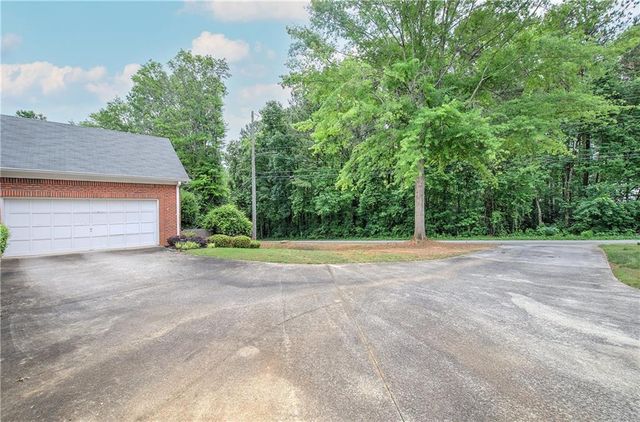 4975 Hamby Road NW, Acworth, GA 30102