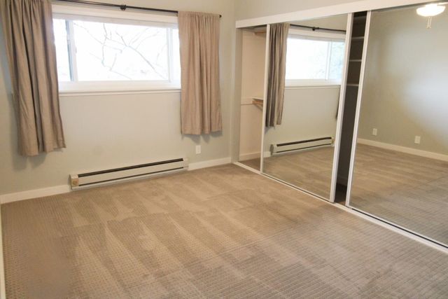 500 W Middlefield Road 122, Mountain View, CA 94043