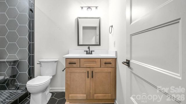 3800 Erskine Woods Drive, Bessemer City, NC 28016