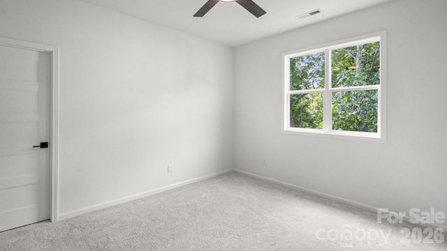 3800 Erskine Woods Drive, Bessemer City, NC 28016