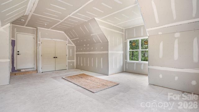3800 Erskine Woods Drive, Bessemer City, NC 28016