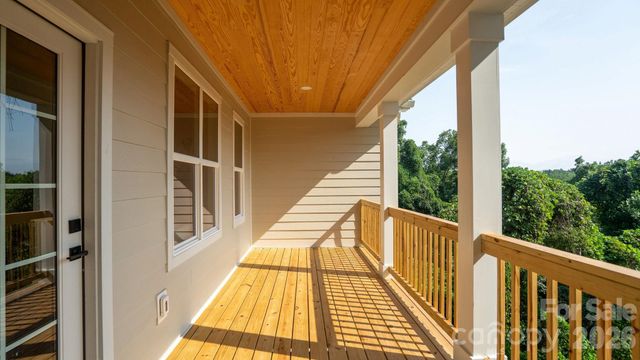 3800 Erskine Woods Drive, Bessemer City, NC 28016