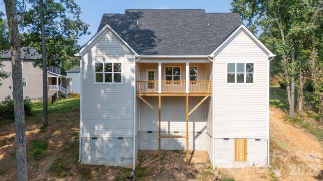 3800 Erskine Woods Drive, Bessemer City, NC 28016
