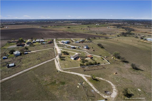 101 Private Road 915, Georgetown, TX 78626