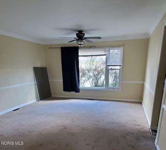 2003 Bucklew Drive, Toledo, OH 43613