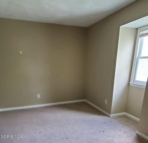 2003 Bucklew Drive, Toledo, OH 43613