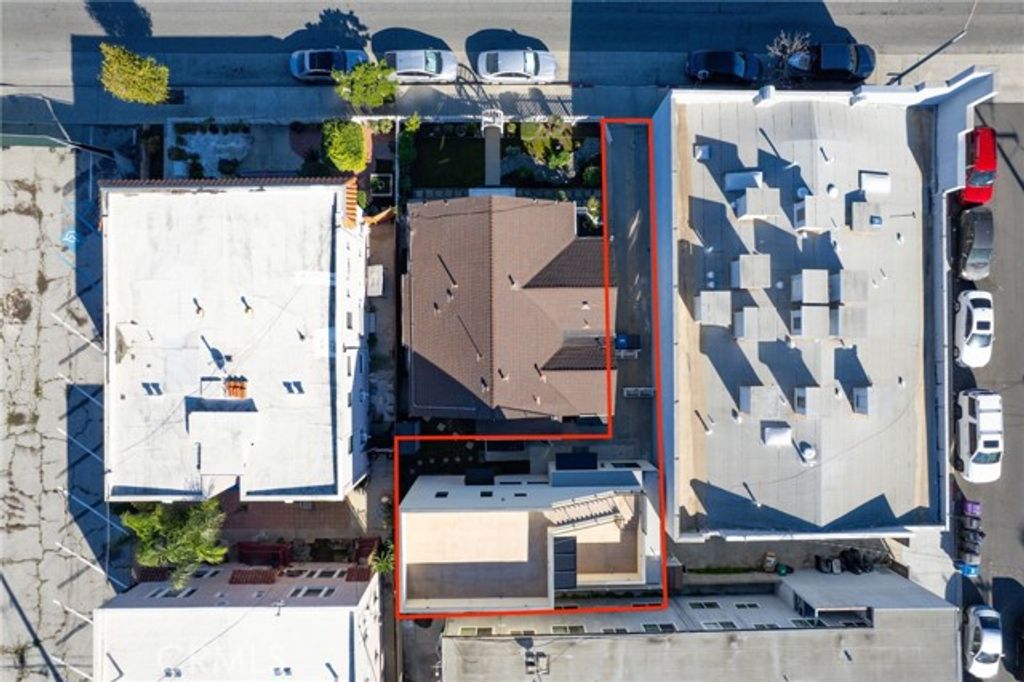 2430 E 7th Street, Long Beach, CA 90804