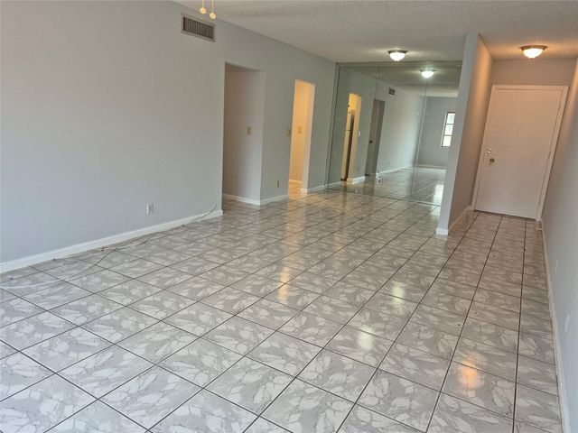 5840 NE 22nd Way 707, Fort Lauderdale, FL 33308