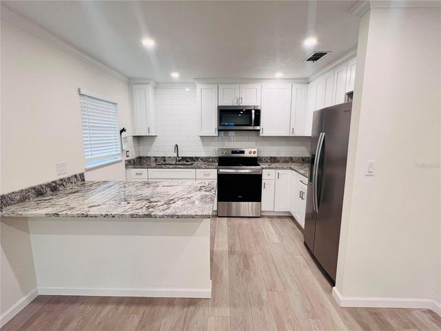 5800 VIRGINIA AVENUE, New Port Richey, FL 34652