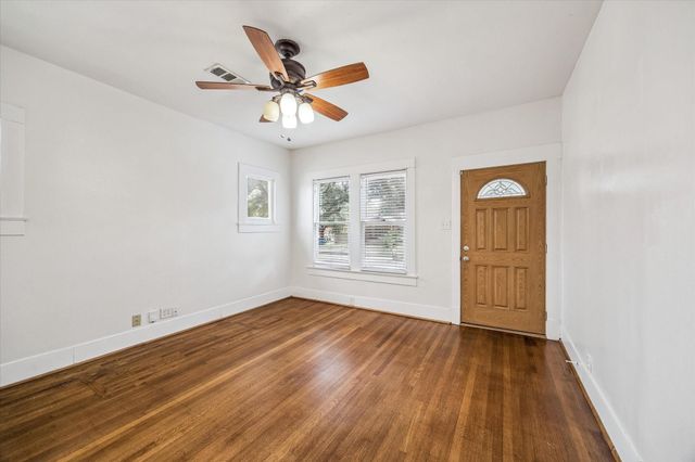 4406 Clay Street, Houston, TX 77023
