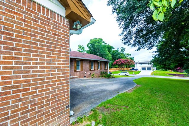 3401 Rae Place, Lawrenceville, GA 30044