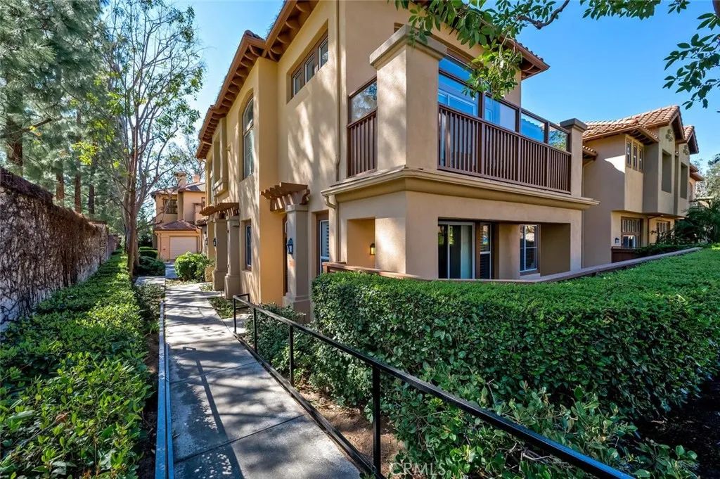 2726 Dunstan Drive, Tustin, CA 92782
