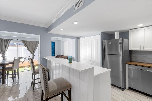 1521 NW 80th Avenue G, Margate, FL 33063