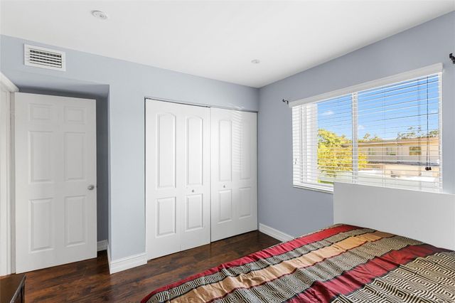 1521 NW 80th Avenue G, Margate, FL 33063