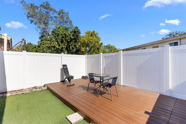 1521 NW 80th Avenue G, Margate, FL 33063