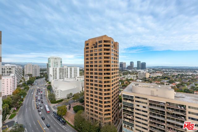 10445 Wilshire Boulevard 1905, Los Angeles, CA 90024