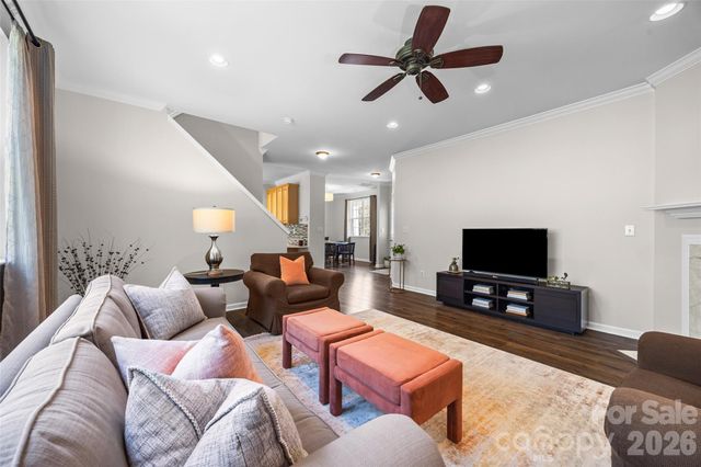 9916 Empire Woods Court, Charlotte, NC 28277