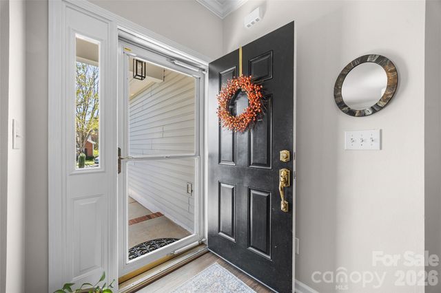 9916 Empire Woods Court, Charlotte, NC 28277