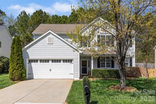 9916 Empire Woods Court, Charlotte, NC 28277