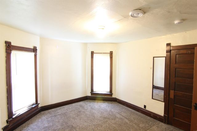 2122 Olive Street, Cedar Falls, IA 50613