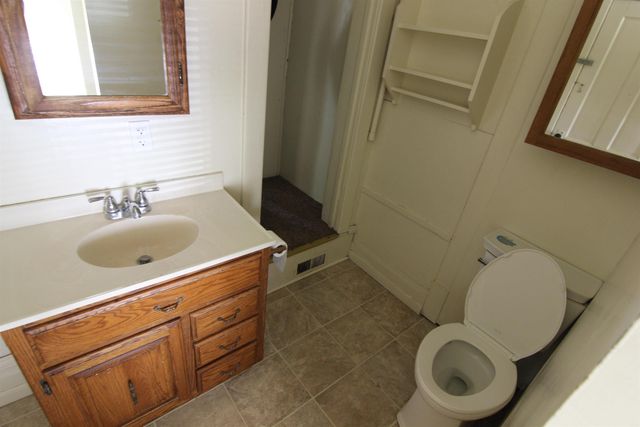 2122 Olive Street, Cedar Falls, IA 50613