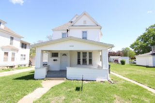2122 Olive Street, Cedar Falls, IA 50613