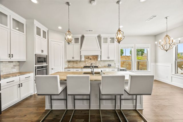 3001 Newsom Ridge Drive, Mansfield, TX 76063