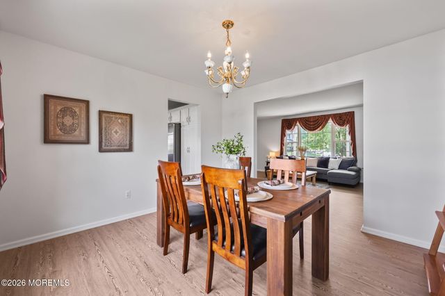 31 Kentucky Drive, Hazlet, NJ 07730