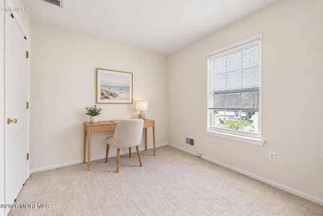31 Kentucky Drive, Hazlet, NJ 07730