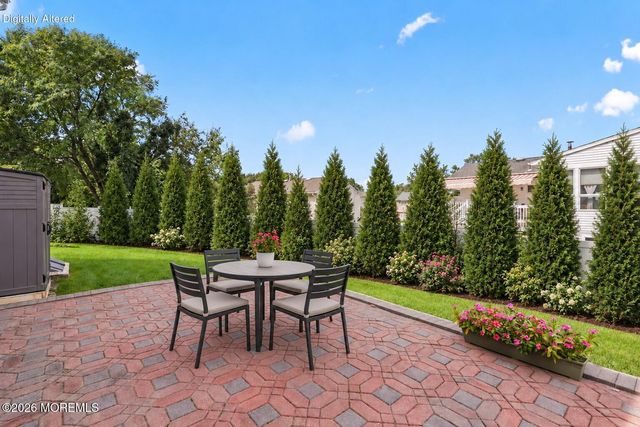 31 Kentucky Drive, Hazlet, NJ 07730