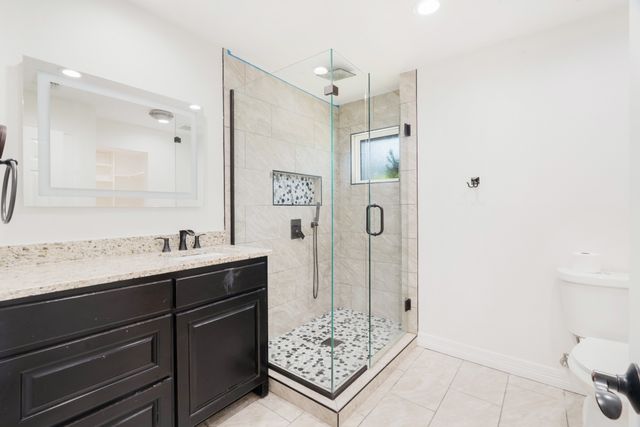 220 Laredo Drive, Reno, TX 75462