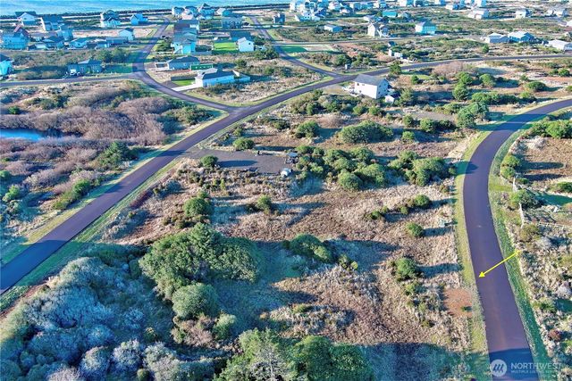 421 S Bel Air Loop, Ocean Shores, WA 98569