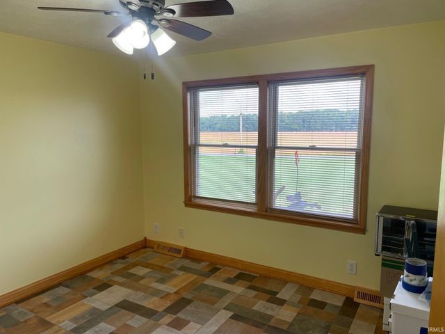 8585 8A Road, Plymouth, IN 46563