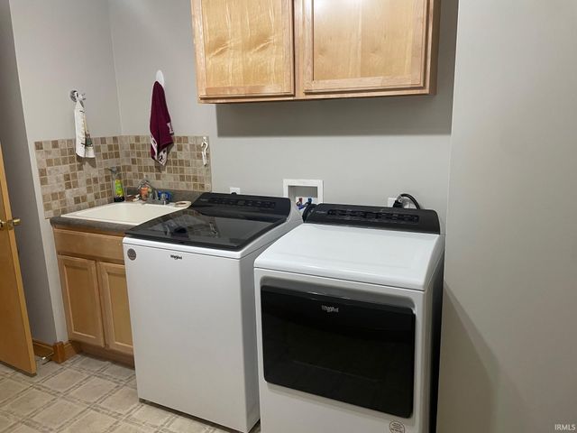 8585 8A Road, Plymouth, IN 46563