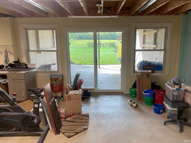 8585 8A Road, Plymouth, IN 46563