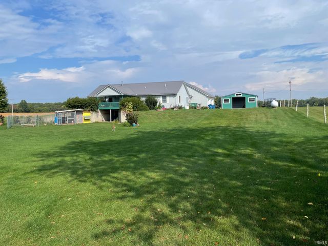 8585 8A Road, Plymouth, IN 46563